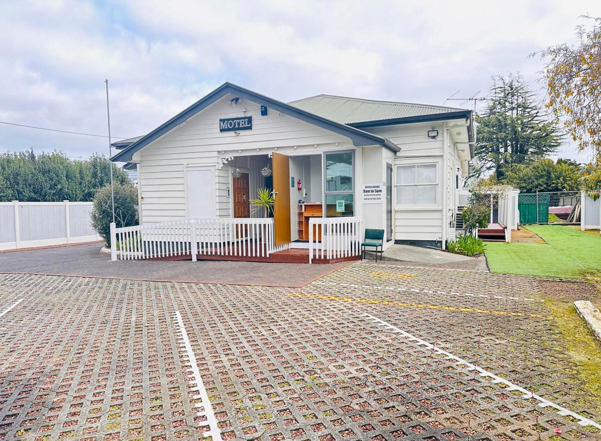 Harrison Motel Papatoetoe โอ๊คแลนด์ ภายนอก รูปภาพ